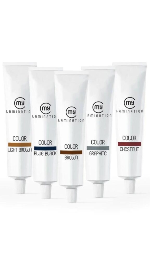 Bronsun <strong>BRONSUN Oxidant Cream 1.8% - softer result.</strong> If you mix Bronsun 1.8% hydrogen and Bronsun Gel Dye, you will achieve a softer result. The color pigment does not remain so intensively on the skin and eyebrow hairs. Also suitable for dyeing eyelashes after chemical eyelash curling or lash lift. The creamy texture of hydrogen mixes perfectly with the color, allowing for comfortable application and precise work. The result is a professional shade that emphasizes the natural beauty of eyebrows and eyelashes. ✨ <strong>Advantages</strong>: specially created for Bronsun colors, creamy composition - easy and convenient to use, guarantees a stable result with each procedure, new, improved formula for even more reliable work. Usage: Mix in a ratio of<strong> 1:1</strong> with BRONSUN DYE. <strong>Volume:</strong> 30 ml <strong>Consumption</strong>: up to 80 procedures <strong>Intended for professional use only.</strong> Pomello