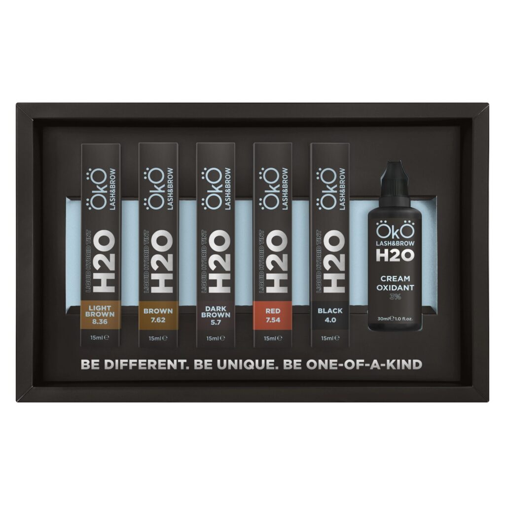 OKO Lash&Brow OKO Cream Moisturizer 3% специально разработан для использования с гибридными тинтами OKO Lash&Brow Liquid Hybrid Tint H2O.   Уникальная формула жидкого гибридного и кремового голубого красителей серии H2O позволяет Вам регулировать интенсивность результата окрашивания в зависимости от пропорции смешивания. Соотношение водорода и гибридного красителя может варьироваться от 1:1 до 1:3.   Примеры пропорций смешивания гибридного и кремово-синего: 1:1 - Вы получаете самый интенсивный результат; 1:2 дает более мягкий результат 1:3 дает самый слабый результат. Pomello