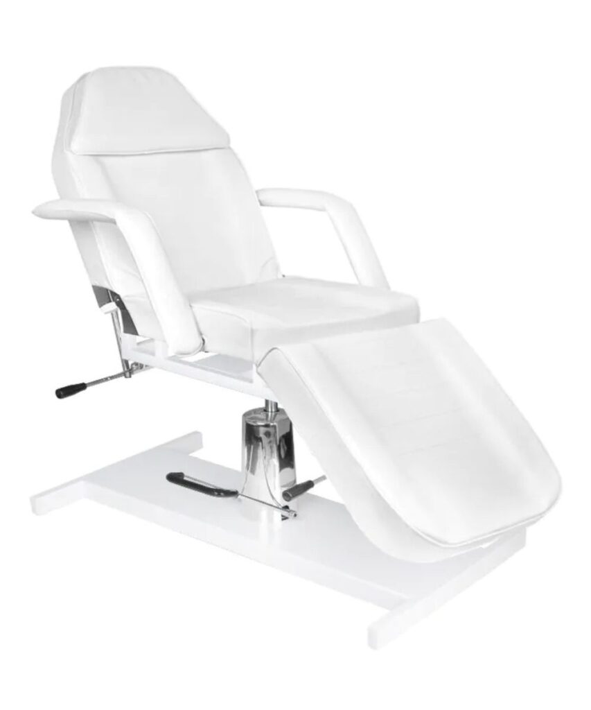 ACTIVE <h1 data-start="115" data-end="166"><strong data-start="117" data-end="166">Kosmeetiku töötool – must, valge või roosa</strong></h1> <p data-start="168" data-end="457">Kosmeetikutool 6001-G on mugav ja funktsionaalne valik igasse ilusalongi. Ergonomilise sadulakujulise istme ja toetava seljatoega tagab tool õige tööasendi ning vähendab koormust pika tööpäeva jooksul. Vastupidav vahutäidis hoiab kuju ja pakub mugavust ka mitmetunniste protseduuride ajal.</p> <p data-start="459" data-end="737">Istme kõrgust saab reguleerida 45–60 cm, mis võimaldab tooli kohandada vastavalt meistri ja töö iseloomule. 360° pöörlev mehhanism tagab sujuva liikumise ja töö mugavuse. Viieharuline alus ratastega muudab tooli kergesti liigutatavaks ning sobib kasutamiseks igas salongiruumis.</p> <p data-start="739" data-end="880">Kunstnahast polster on vastupidav, niiskuskindel ja lihtsasti puhastatav, muutes tooli ideaalseks igapäevasesse professionaalsesse kasutusse.</p> <p data-start="74" data-end="89"><strong data-start="74" data-end="87">Lisainfo:</strong></p> <ul data-start="90" data-end="182"> <li data-start="90" data-end="115"> <p data-start="92" data-end="115">Tõste: gaasimehhanism</p> </li> <li data-start="150" data-end="182"> <p data-start="152" data-end="182">Aluse värvus: kuldsed toonid</p> </li> </ul> <p data-start="882" data-end="933"><strong data-start="882" data-end="909">Saadaval kolmes toonis:</strong> must, valge ja roosa</p> Pomello